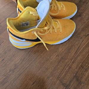 Nike Mens Sneakers in Yellow and Black